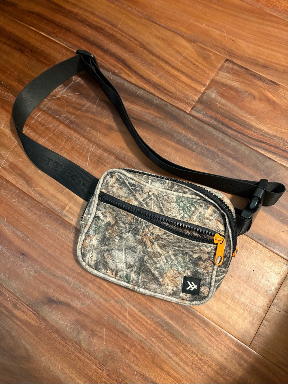 Thread Camo Crossbody Bag Realtree Hunting Utility Shoulder Bag Orange Zip